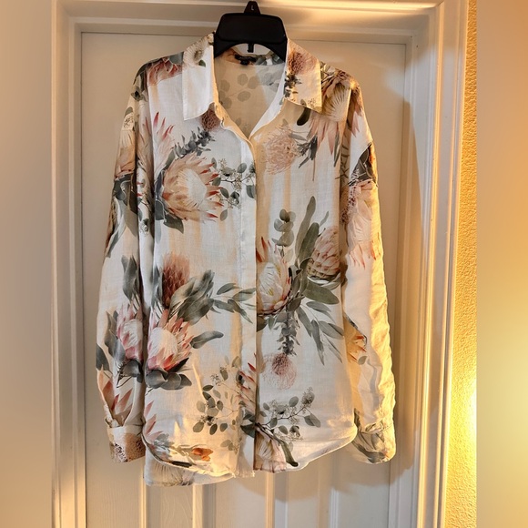 Express Linen-Blend Floral Boyfriend Portofino Shirt women - Picture 6 of 10